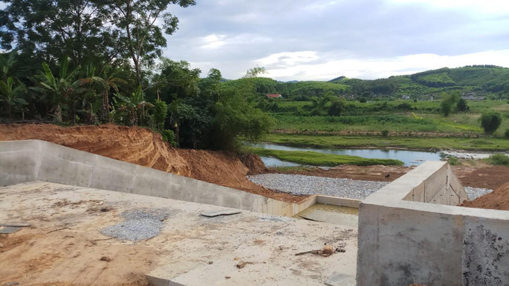 Công trình hồ chứa nước Đồng Suôn (xã Hưng Trạch, huyện Bố Trạch) đã hoàn thành trên 89% giá trị hợp đồng.