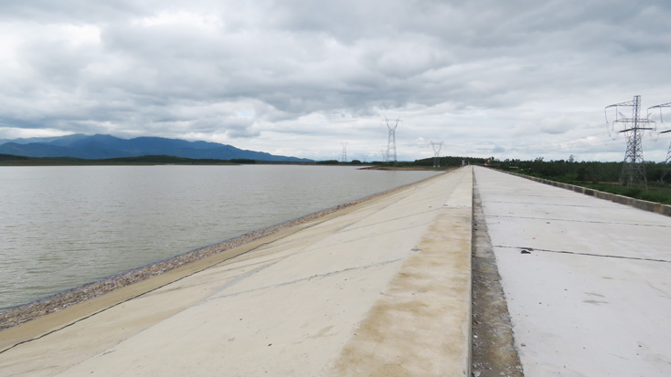 Công trình hồ chứa nước Phú Vinh, (TP Đồng Hới) đã thi công đạt trên 98% giá trị hợp đồng. 
