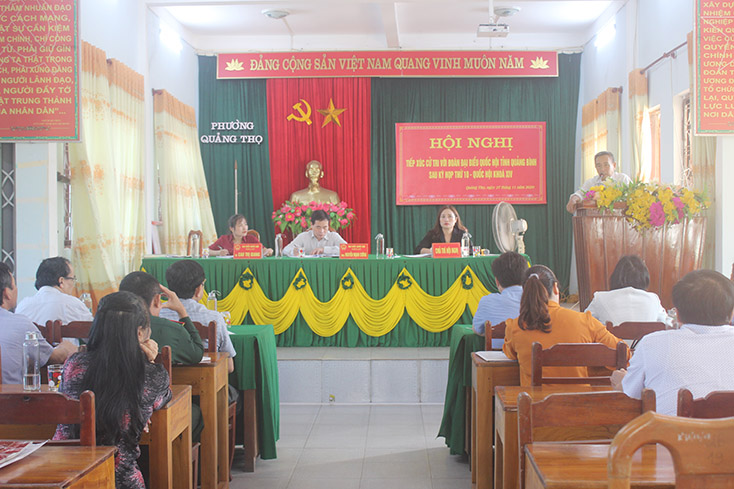 Đoàn ĐBQH tỉnh tỉnh tiếp xúc với cử tri thị xã Ba Đồn tại phường Quảng Thọ