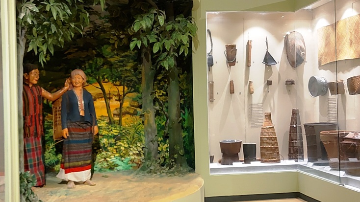    Với sự phong phú về hiện vật, bảo tàng là nơi thu hút nhiều người dân đến tham quan, tìm hiểu về lịch sử, văn hóa Quảng Bình.
