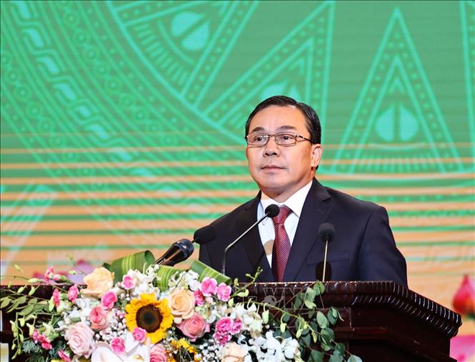 Đại sứ Đặc mệnh toàn quyền nước Cộng hòa DCND Lào tại Việt Nam Sengphet Houngboungnuang phát biểu. Ảnh: Trọng Đức