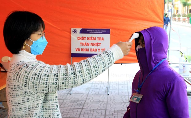 Công tác phòng chống dịch COVID-19 tại Bệnh viện Đa khoa tỉnh Thái Bình được tăng cường. (Ảnh: Thế Duyệt/TTXVN)
