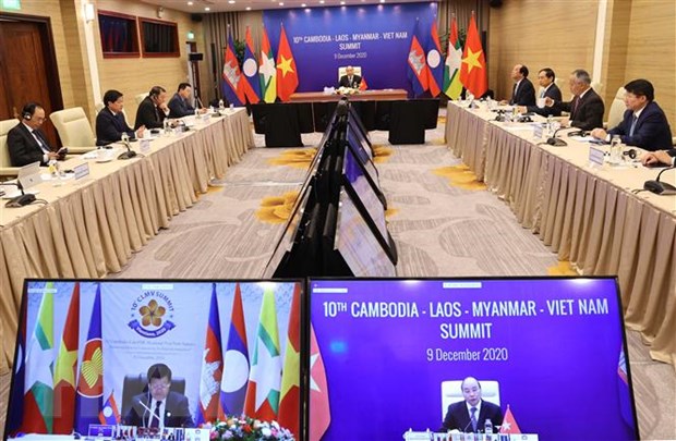 Thủ tướng Nguyễn Xuân Phúc phát biểu tại Hội nghị cấp cao hợp tác Campuchia-Lào-Myanmar-Việt Nam (CLMV) lần thứ 10. (Ảnh: Thống Nhất/TTXVN)