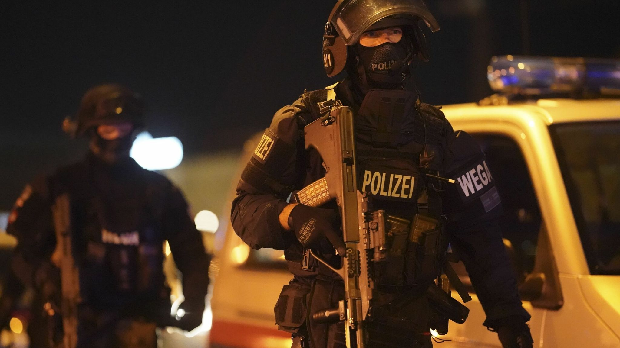 Cảnh sát Áo đột kích, triệt phá âm mưu thành lập tổ chức dân quân cực hữu. (Ảnh: AFP)