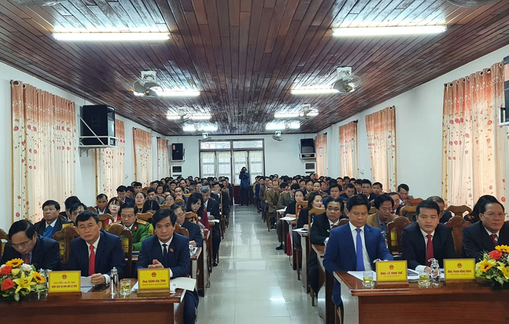 Các đại biểu dự kỳ họp thứ 14, HĐND huyện khóa XX