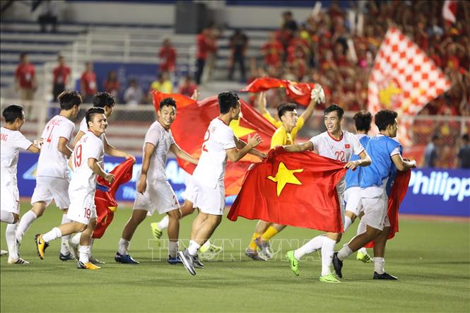 Trên tinh thần ưu tiên toàn bộ cho SEA Games 31, Liên đoàn bóng đá Việt Nam cho biết sẽ tập trung 12 đội tuyển để tập huấn trong năm 2021. Ảnh: TTXVN