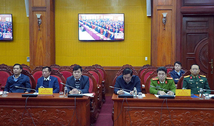 Các đại biểu dự hội nghị tại điểm cầu Quảng Bình