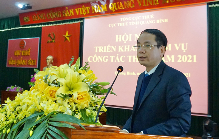 Đồng chí Phan Mạnh Hùng, Phó Chủ tịch UBND tỉnh phát biểu chỉ đạo tại hội nghị.  