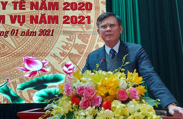 Đồng chí  Chủ ticj UBND tỉnh Trần Thắng phát biểu chỉ đạo hội nghị.