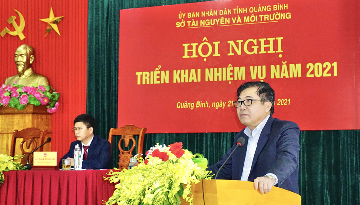 Đồng chí Đoàn Ngọc Lâm, Phó Chủ tịch Thường trực UBND tỉnh phát biểu chỉ đạo tại hội nghị.