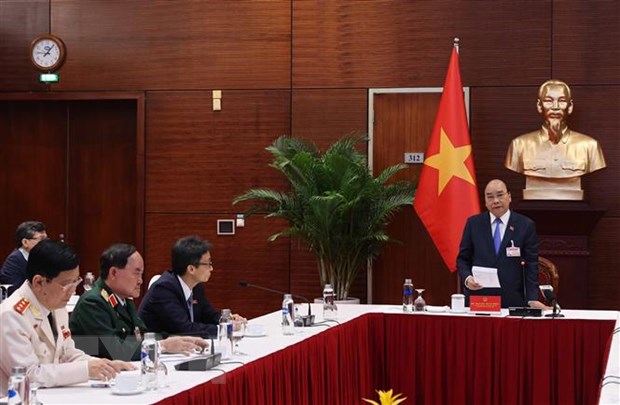 Thủ tướng Nguyễn Xuân Phúc chủ trì phiên họp Thường trực Chính phủ với Ban Chỉ đạo quốc gia phòng, chống dịch COVID-19. (Ảnh: Thống Nhất/TTXVN)