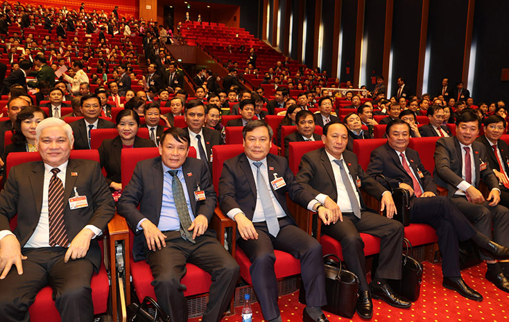 Đoàn đại biểu Đảng bộ tỉnh Quảng Bình trong ngày làm việc chính thức thứ 5.