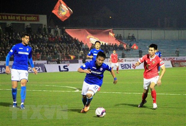 Các trận đấu thuộc V-League 2021 sẽ tạm dừng từ vòng 4. (Ảnh: Phan Quân/TTXVN)