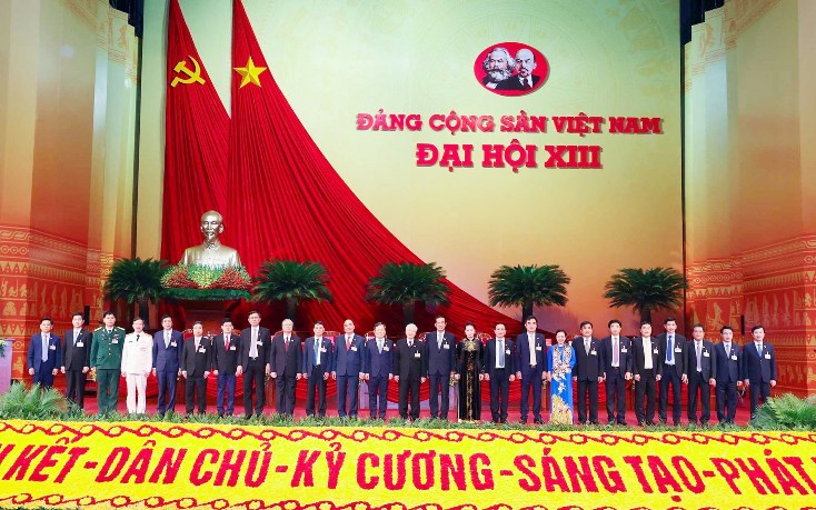 Đoàn đại biểu tỉnh Quảng Bình chụp ảnh lưu niệm cùng các đồng chí lãnh đạo Đảng, Nhà nước. 