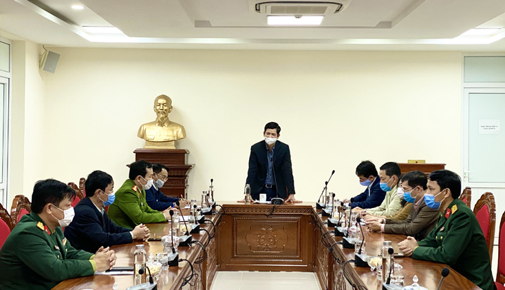 Đồng chí Hồ An Phong, Phó Chủ tịch UBND tỉnh phát biểu chỉ đạo tại buổi làm việc.