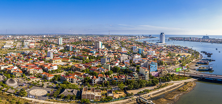 Hệ thống khách sạn, khu thương mại ở tỉnh Quảng Bình được đầu tư, xây dựng ngày càng nhiều với quy mô lớn.