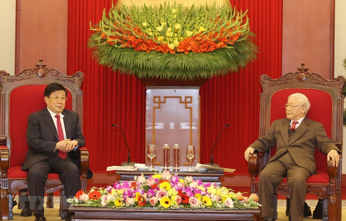 Tổng Bí thư, Chủ tịch nước Nguyễn Phú Trọng tiếp Bộ trưởng Bộ Công an Trung Quốc Triệu Khắc Chí. (Ảnh: Trí Dũng/TTXVN)