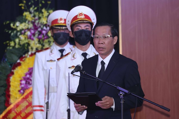 Bí thư Tỉnh ủy Bến Tre Phan Văn Mãi, phát biểu tại lễ truy điệu nguyên Phó Thủ tướng Trương Vĩnh Trọng. (Ảnh: Thống Nhất/TTXVN)
