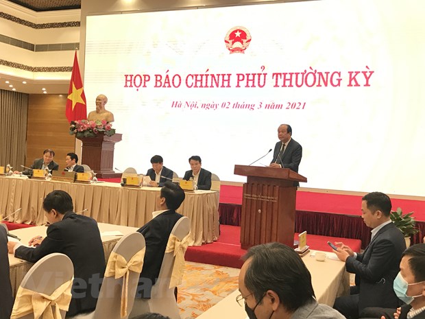  Bộ trưởng Mai Tiến Dũng chủ trì Họp báo Chính phủ tháng 2-2021. (Ảnh: Đức Duy/Vietnam+)