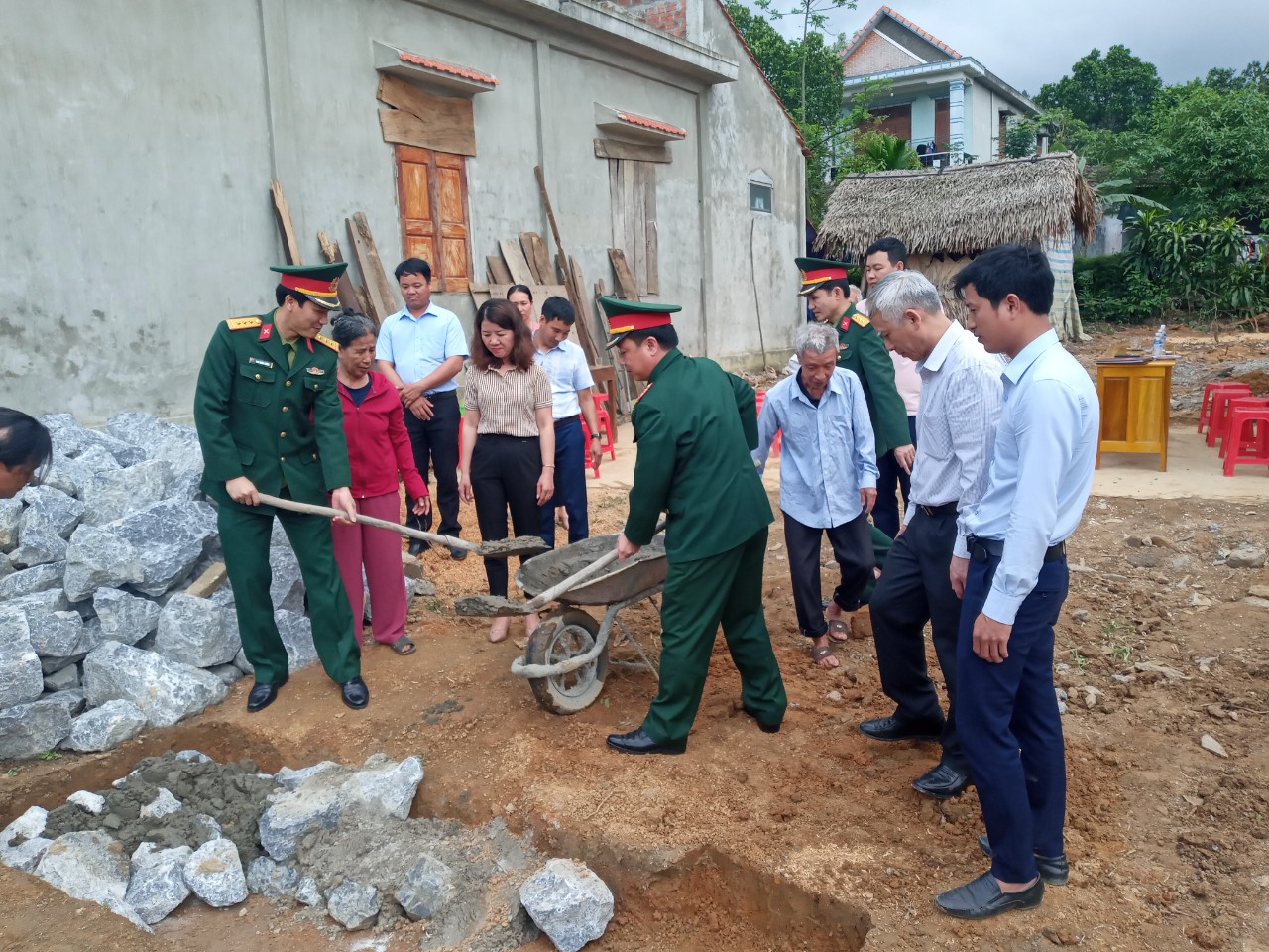 Dự kiến căn nhà sẽ được khánh thành bàn giao trước ngày 30-6-2021. 