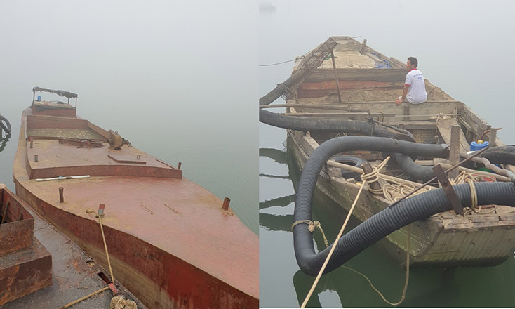 2 thuyền khai thác cát trái phép vừa được Công an huyện Quảng Ninh bắt giữ.