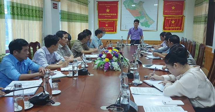 Đồng chí Lê Văn Bảo, Trưởng ban Dân vận Tỉnh ủy kết luận buổi làm việc.