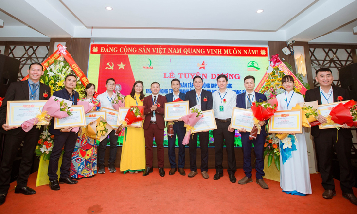 Nhiều doanh nghiệp trẻ được tuyên dương vì có nhiều đóng góp cho phong trào xây dựng cộng đồng doanh nghiệp Quảng Bình.