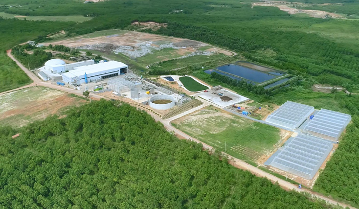 Nhà máy phân loại xử lý rác thải, sản xuất biogas và phân bón khoáng hữu cơ của Công ty TNHH Phát triển Dự án Việt Nam đang trong giai đoạn hoàn thiện tiến độ lắp đặt đồng bộ dây chuyền sản xuất và vận hành thử nghiệm.