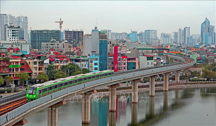 Tàu đường sắt Cát Linh - Hà Đông. Ảnh: Huy Hùng/TTXVN