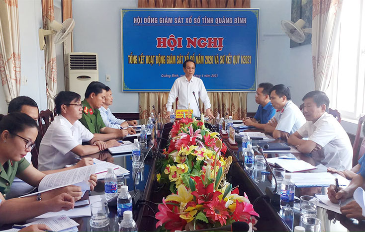 đồng chí Phan Mạnh Hùng, Phó Chủ tịch UBND tỉnh phát biểu chỉ đạo tại hội nghị