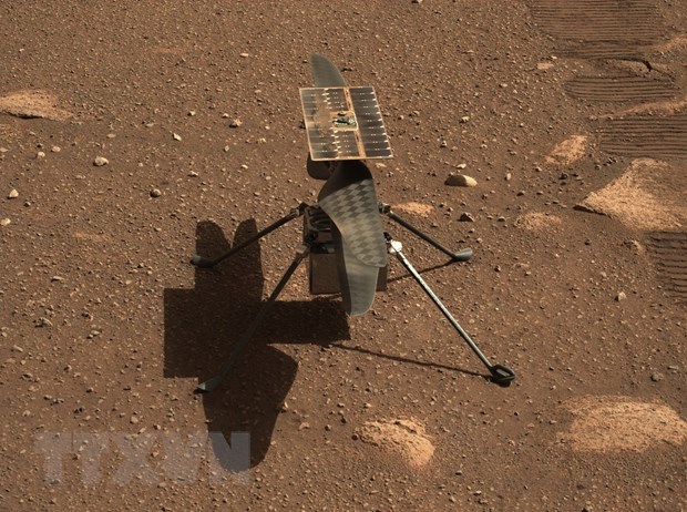 Trực thăng Ingenuity trên Sao Hỏa ngày 5-4-2021. (Ảnh: AFP/TTXVN)