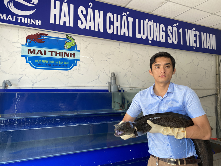 Anh Trần Mạnh Thịnh đang mong muốn đưa thương hiệu cá chình Tiến Vua xuất khẩu và đến gần hơn với thị trường quốc tế