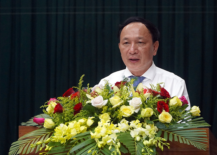  Đồng chí Trần Hải Châu, Phó Bí thư Tỉnh ủy, Chủ tịch HĐND tỉnh phát biểu bế mạc kỳ họp.