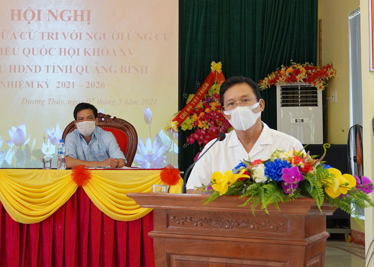 Ông Võ Minh Hoài, Chủ tịch HĐQT Công ty CP Tập đoàn Trường Thịnh báo cáo chương trình hành động trước cử tri