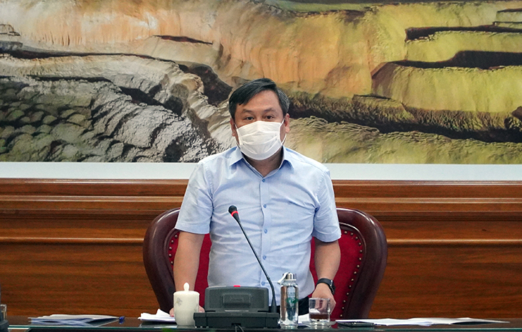 Đồng chí Bí thư Tỉnh ủy Vũ Đại Thắng: Cả hệ thống chính trị tập trung cao độ nhằm ngăn chặn Covid-19 lây nhiễm vào Quảng Bình