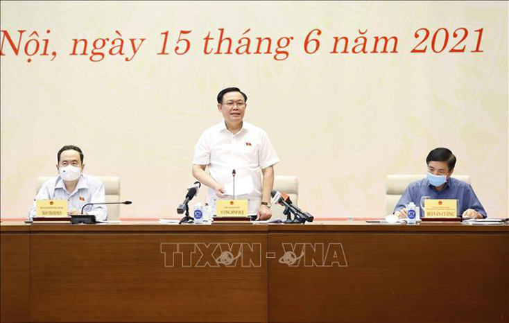 Chủ tịch Quốc hội Vương Đình Huệ phát biểu chỉ đạo và chúc mừng 96 năm Ngày báo chí Cách mạng Việt Nam. Ảnh: Doãn Tấn/TTXVN