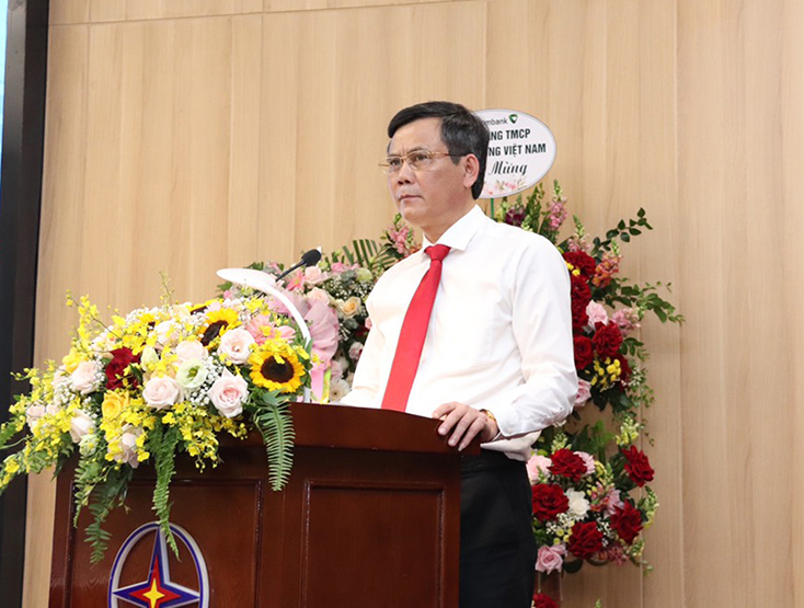 Đồng chí Trần Thắng, Phó Bí thư Tỉnh ủy, Chủ tịch UBND tỉnh phát biểu tại lễ ký kết.  