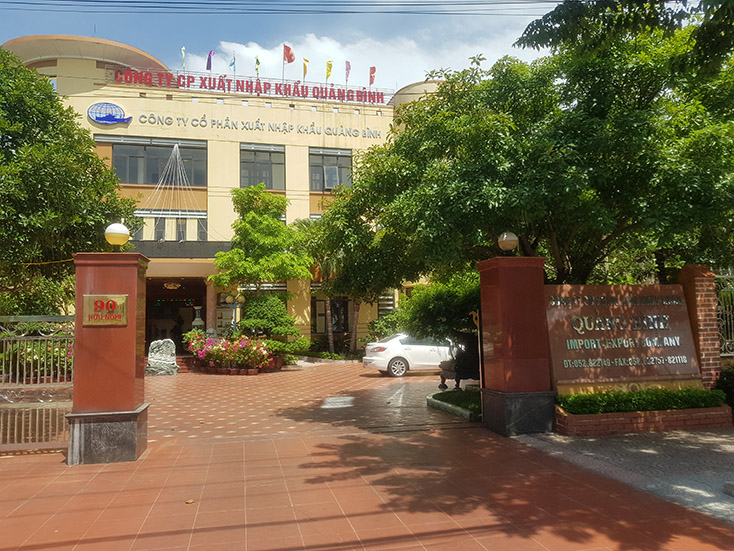 Trụ sở công ty cổ phần xuất nhập khẩu Quảng Bình, ở 90 Hữu Nghị, thành phố Đồng Hới, Quảng Bình