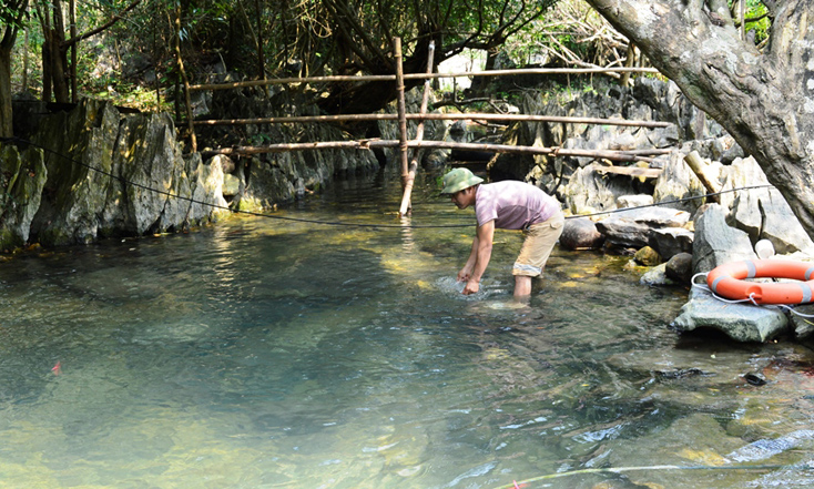 Khu Hung Lầm, xã Xuân Trạch (Bố Trạch) là một trong những điểm đến mới hấp dẫn du khách trong nước cũng như quốc tế.