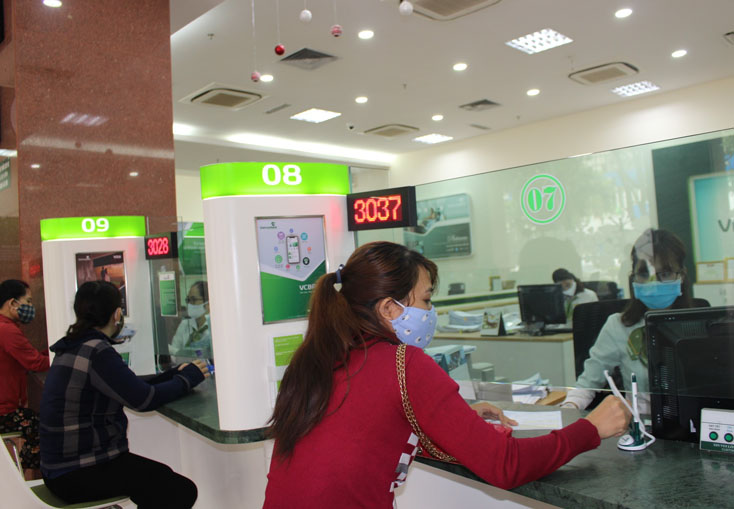  Với việc tham gia CĐS, Vietcombank Quảng Bình đã có thêm nhiều tiện ích giúp khách hàng lựa chọn. 