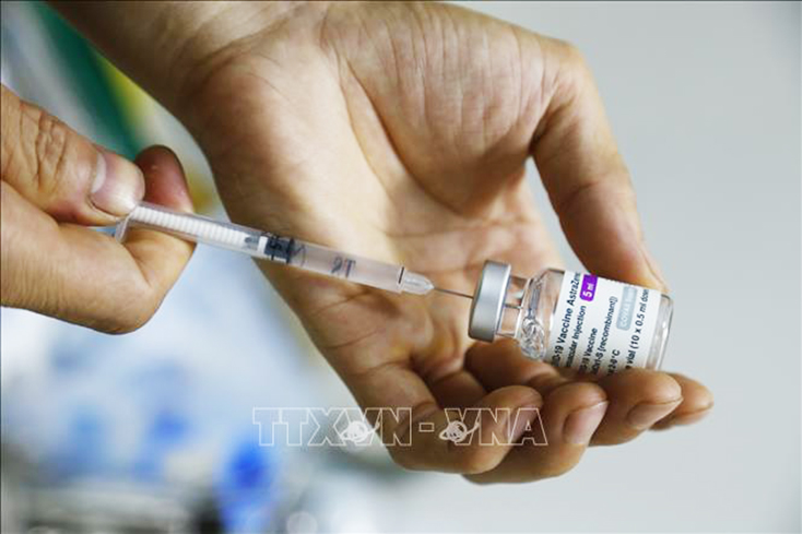 Vaccine của hãng AstraZeneca. Ảnh: Nam Sương/ TTXVN