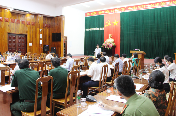 Quang cảnh cuộc họp.