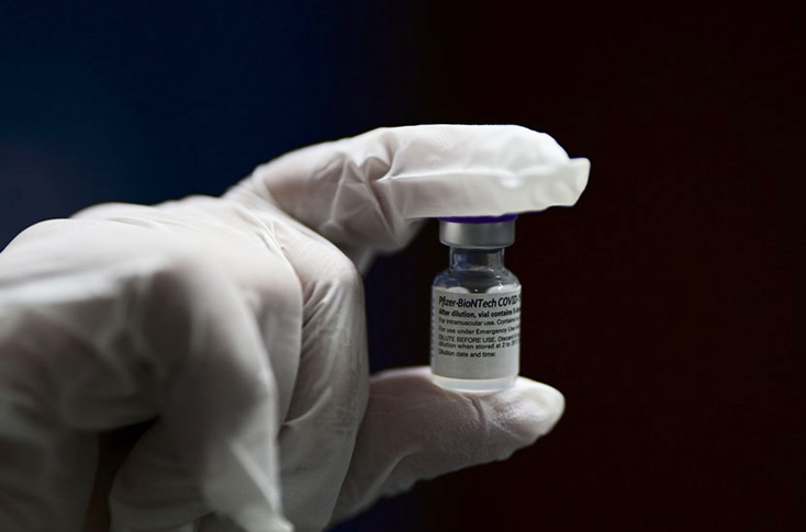 Các quốc gia đẩy nhanh nỗ lực tiêm vaccine COVID-19