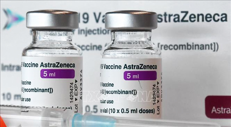 Vaccine ngừa COVID-19 của AstraZeneca. Ảnh: AFP/TTXVN