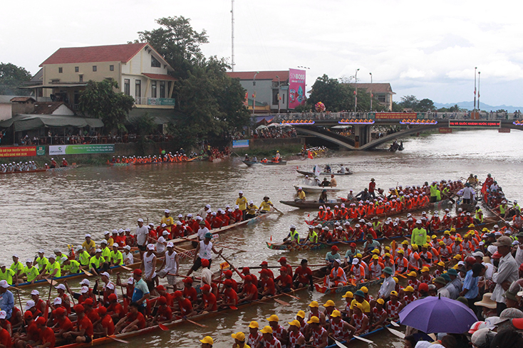 Lễ hội đua, bơi thuyền truyền thống trên sông Kiến Giang sẽ không được tổ chức trong năm nay