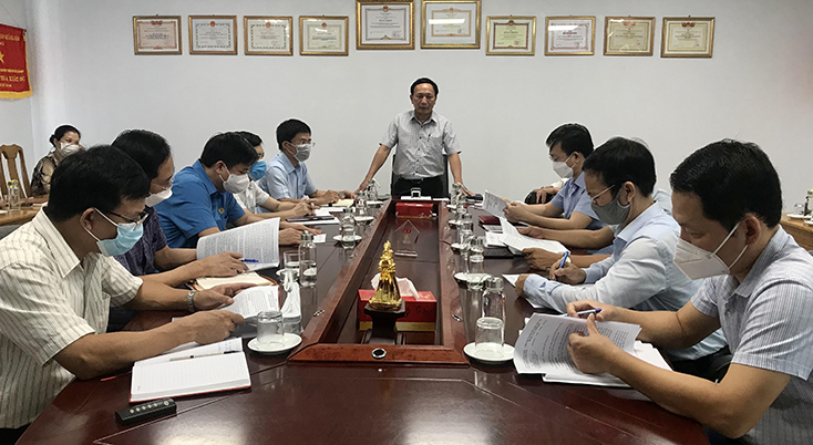 Đồng chí Phó Bí thư Thường trực Tỉnh ủy Trần Hải Châu phát biểu tại buổi làm việc.