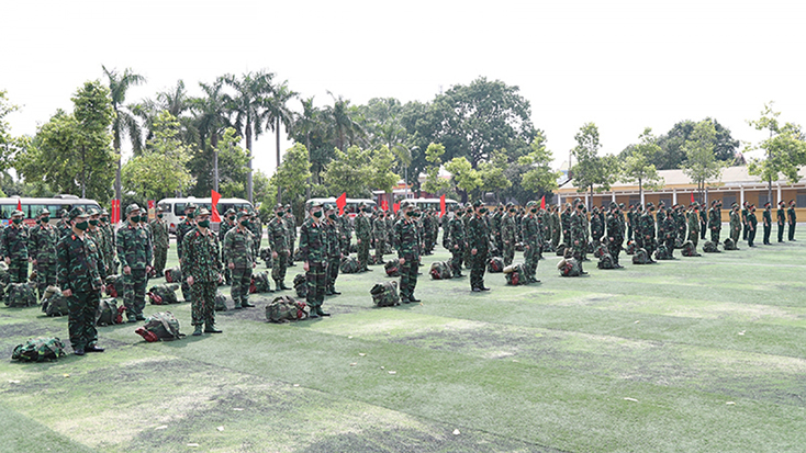 Lực lượng Quân y lên đường làm nhiệm vụ phòng, chống dịch COVID-19 tại Thành phố Hồ Chí Minh và tỉnh Bình Dương.