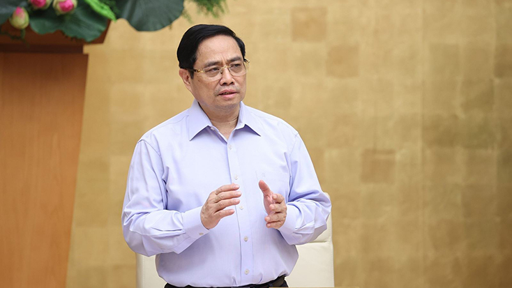  Thủ tướng Phạm Minh Chính chỉ đạo tập trung lãnh đạo, chỉ đạo và đẩy mạnh huy động sự tham gia của nhân dân trong phòng chống dịch COVID-19. Ảnh: TTXVN