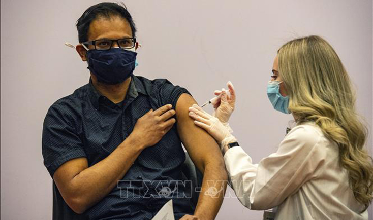 Tiêm vaccine ngừa COVID-19 của Hãng Johnson & Johnson tại Hartford, Connecticut (Mỹ) ngày 3-3-2021. Ảnh: AFP/TTXVN