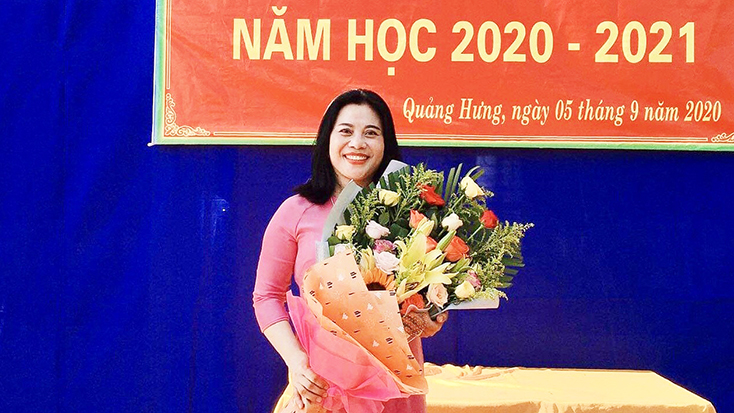 Cô giáo Phạm Thị Hải Yến đoạt giải nhất tuần 3 Cuộc thi trực tuyến toàn quốc Tìm hiểu Luật Cảnh sát biển Việt Nam
